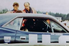 Discussing team strategies before the race.